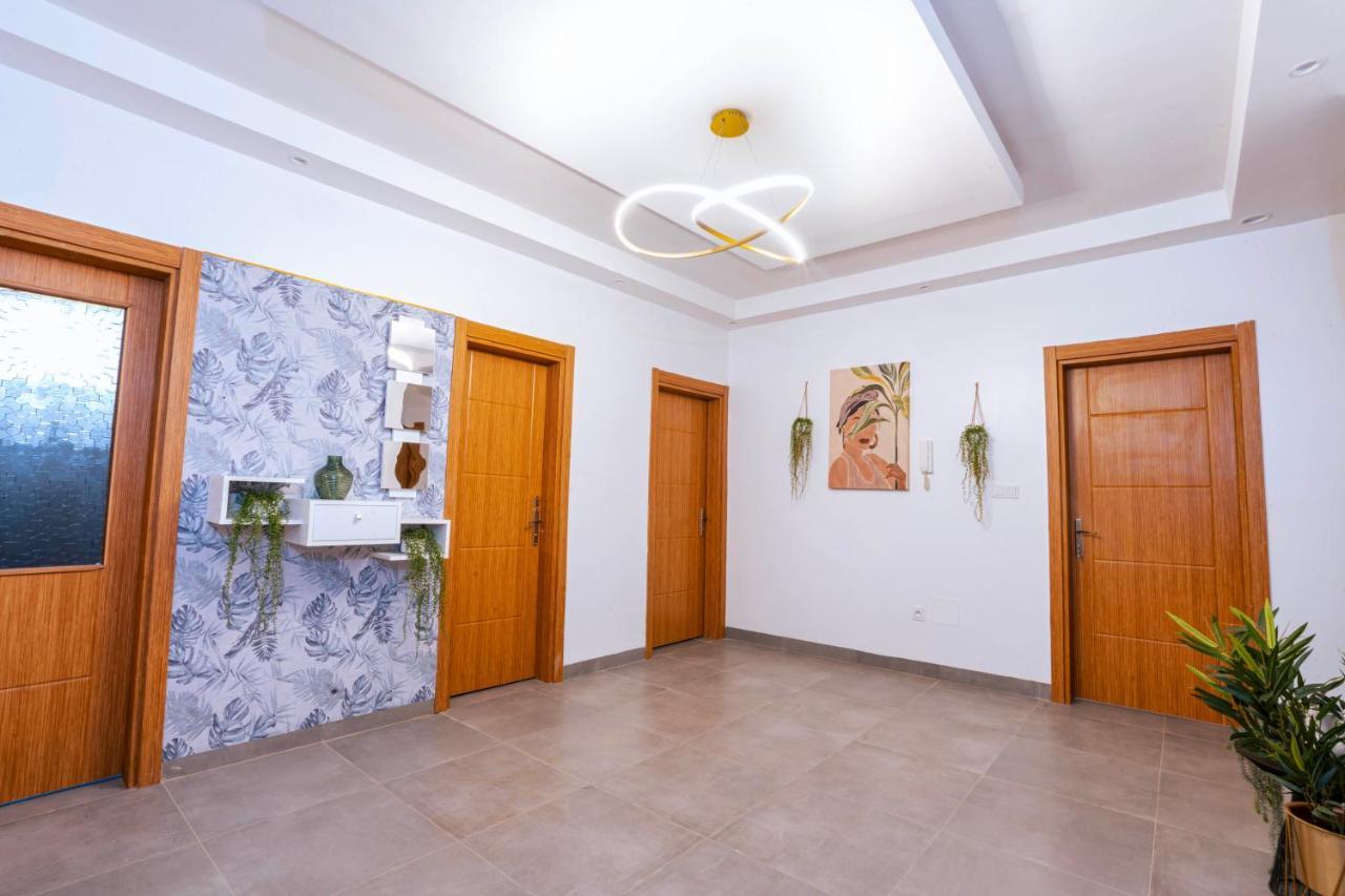 Lighthouse Signature Suites Dakar Exterior photo
