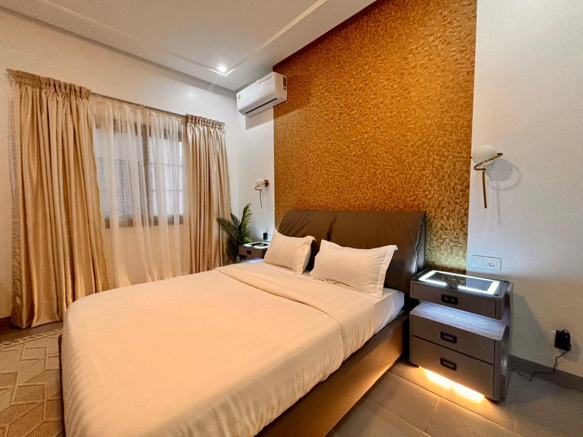 Lighthouse Signature Suites Dakar Exterior photo