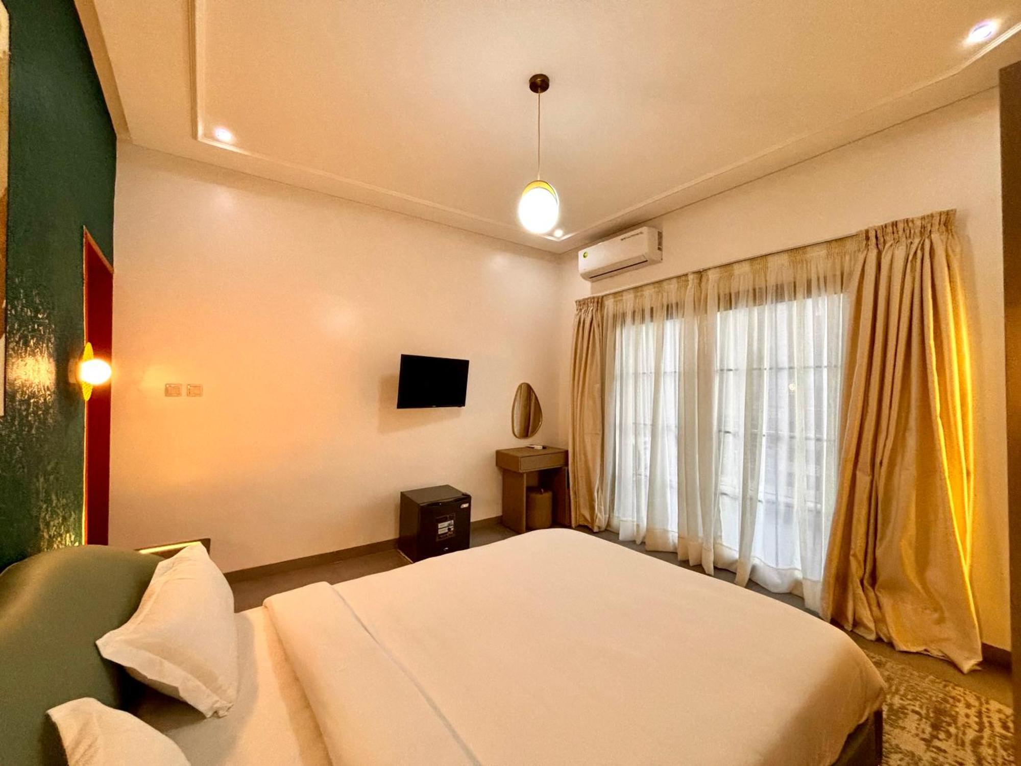 Lighthouse Signature Suites Dakar Exterior photo